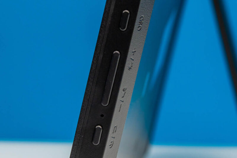 UFYQL F156P02 15.6in Portable Monitor Volume_Brightness Button 1