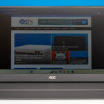 AOC 16T20 Portable Monitor Front 4