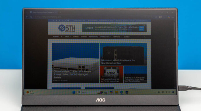 AOC 16T20 Portable Monitor Mini Review AOC 16T20 Portable Monitor Front 4