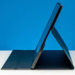 AOC 16T20 Portable Monitor Side 1