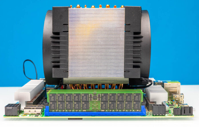 Arctic Freezer 4U OneX 12