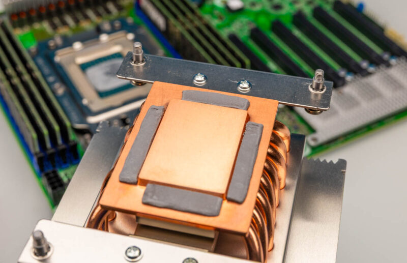 Arctic Freezer 4U OneX 9