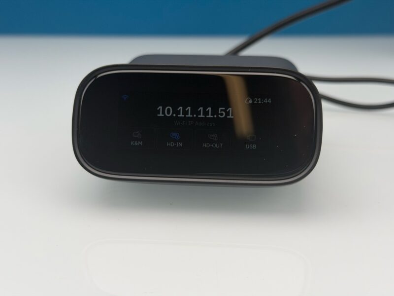 GL.iNet Comet Pro RM 10 Touchscreen Large