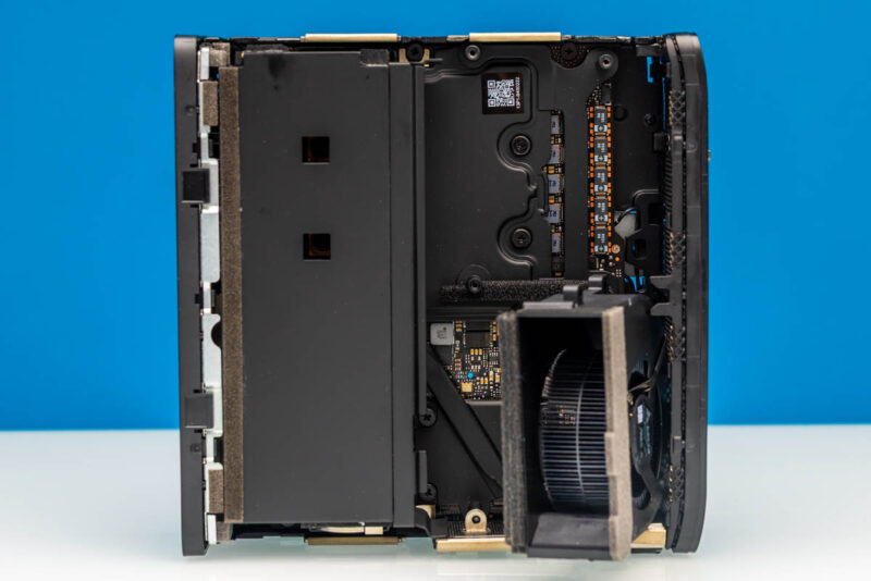 HP ZGX Nano G1n AI Station Inside 4