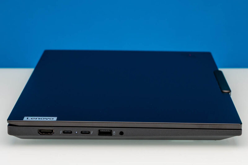 Lenovo ThinkPad P14s Gen 6 Side 2