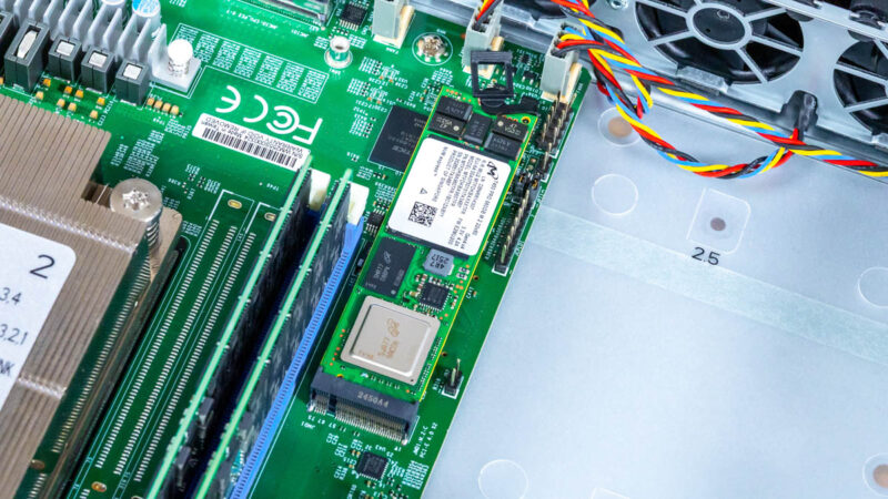 Supermicro SuperServer SYS 112D 40C FN8P M.2 SSD 2