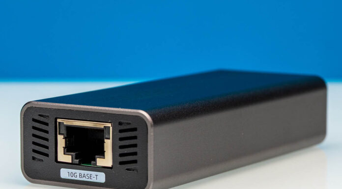 XikeStor SKN-U310GT Realtek RTL8159 USB 10GbE NIC Review XikeStor SKN U310GT Rear Angled 2