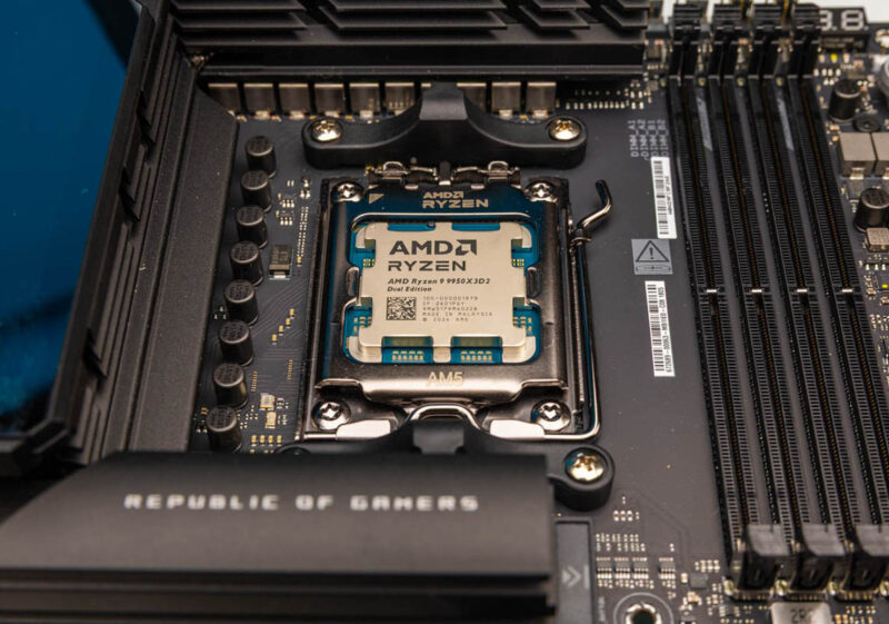 ASUS ROG Crosshair X870E Hero AMD Ryzen 9950X3D2 Installed 2