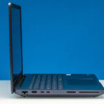 Dell 16 Pro Max MB16250 Side 4