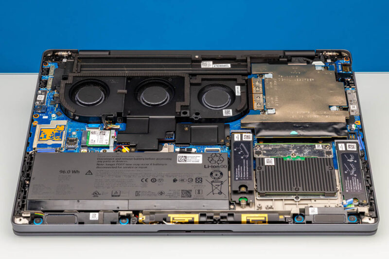 Dell Pro Max 16 Laptop Inside 1