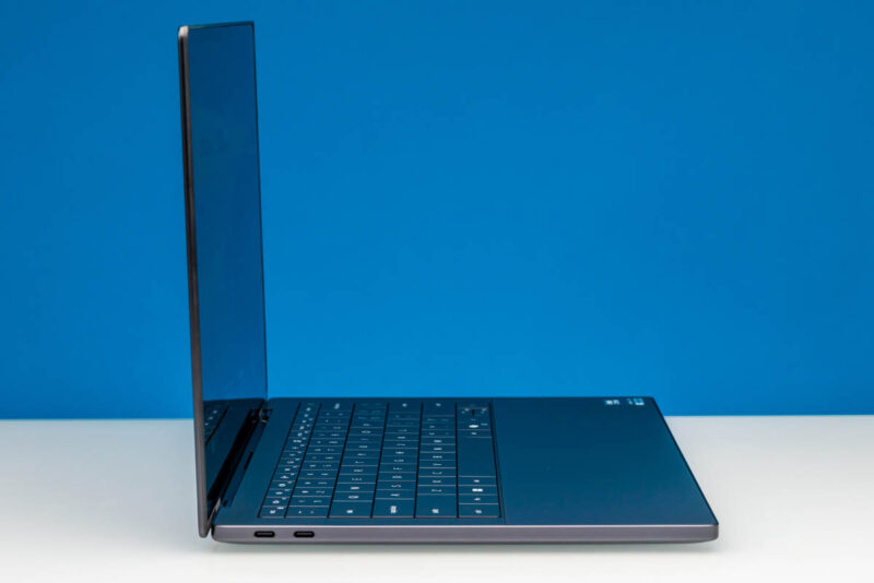 Dell XPS 14 Laptop Side 4