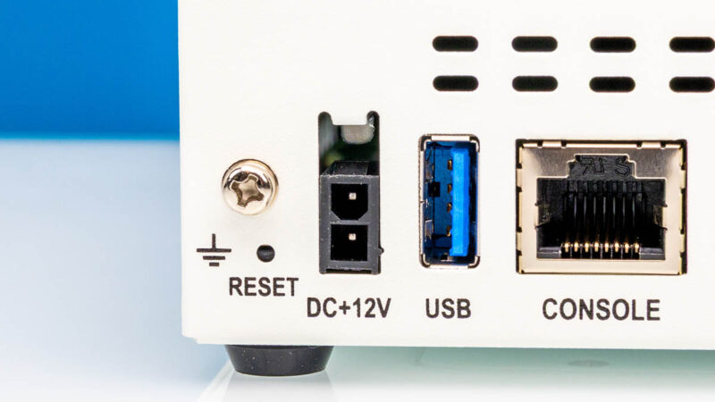 Fortinet FortiGate 40F DC+12 Input 1