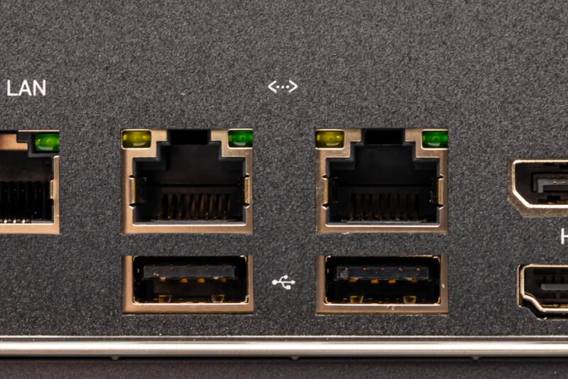ZimaCube 2 Pro NAS 2.5GbE Lan Ports 1