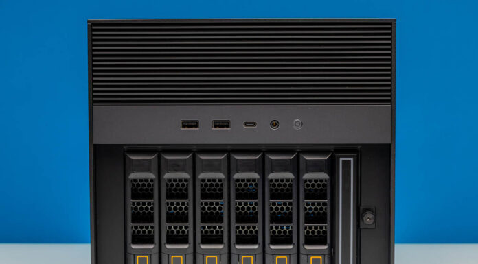 ZimaCube 2 Pro Review An Unexpected 10GbE NAS with Thunderbolt and PCIe Slots ZimaCube 2 Pro NAS Front 2