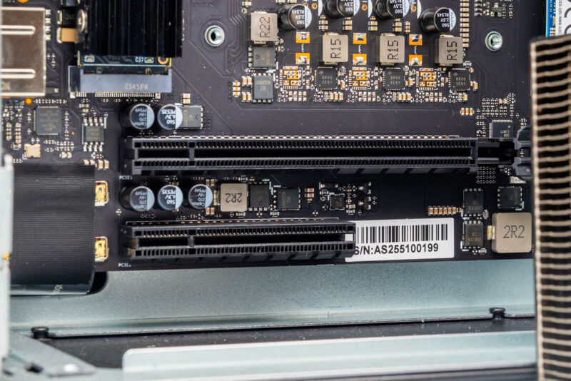 ZimaCube 2 Pro NAS GPU + PCIe Expansion 2