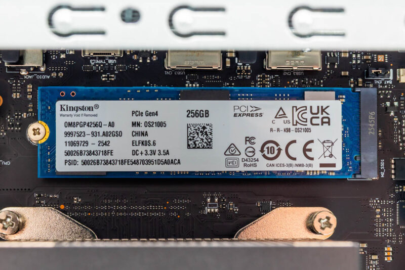 ZimaCube 2 Pro NAS NVMe SSD 2