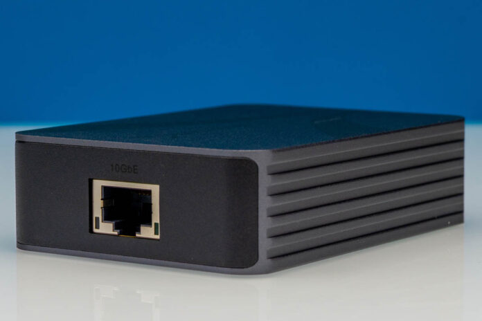 Sabrent NT-P10G front angled view
