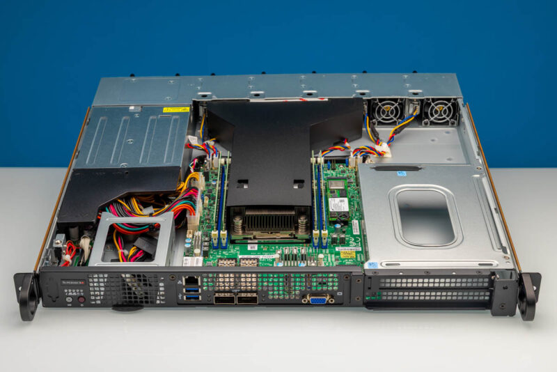 Supermicro SYS-112D-36C-FN3P internal overview