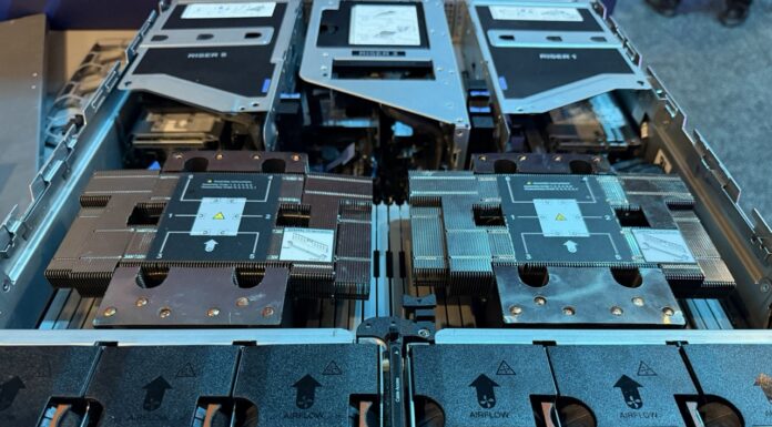 Building a Dense Agentic AI CPU Rack Today Dell PowerEdge R7725 Dual SP5