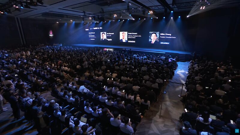 Intel Computex 2026 Keynote Packed Venue