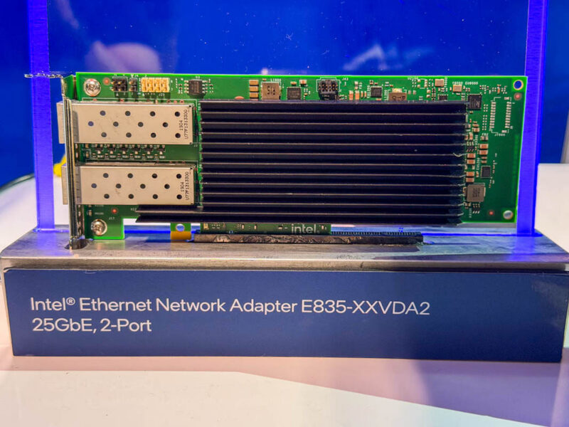 Intel E835 XXVDA2 At HPE Discover 2026 1