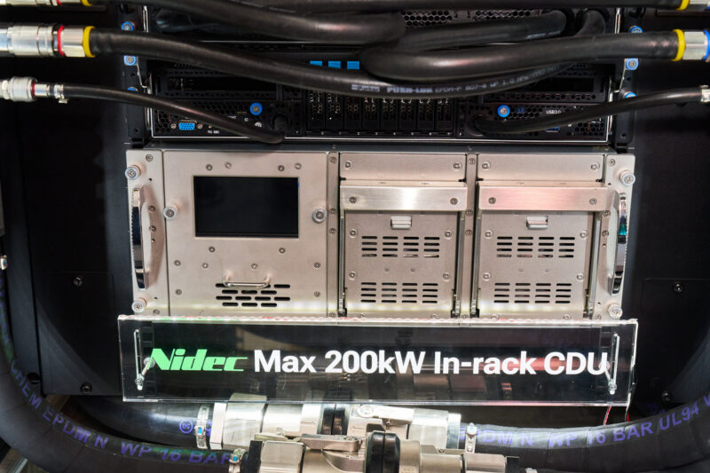 MiTAC AMD Instinct™ MI355X Al Liquid Cooled Rack CDU