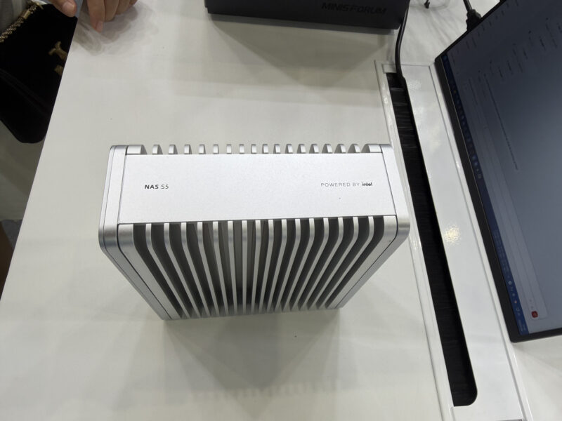 Minisforum S5 NAS Top View