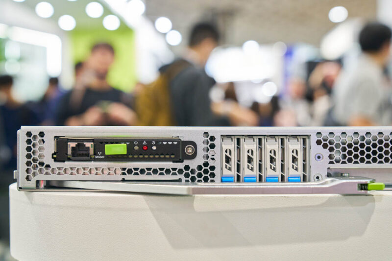 Wiwynn 800V Next Gen AI Server Front OCP And E1.S