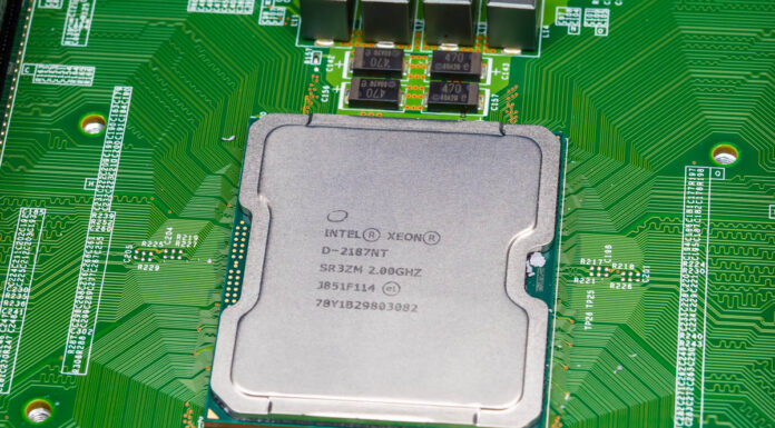 Dell VEP4600 Review The System I Have Lusted After for Years Dell EMC VEP4600 Intel Xeon D 2187NT Processor 1