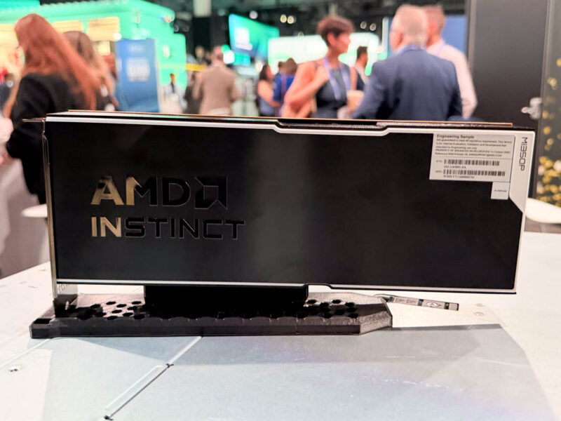 HPE ProLiant DL385 Gen11 2