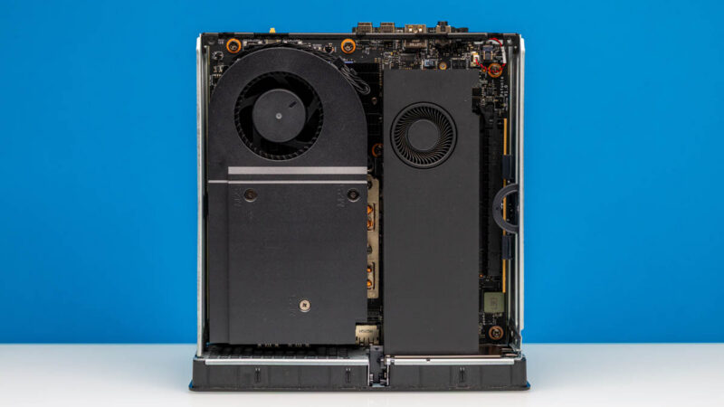 Lenovo ThinkStation P3 Ultra SFF G2 Inside 6