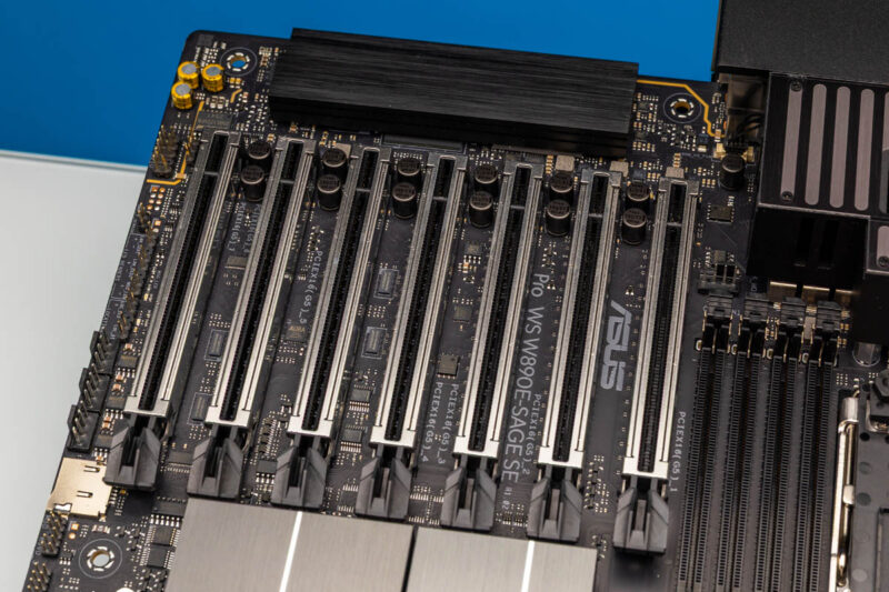 Asus Pro Ws W890E Sage Se Pcie 5.0 X16 Safeslots 1