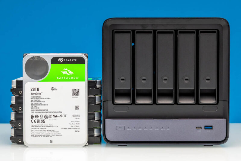 Minisforum N5 MAX 395 Drive Bay 5