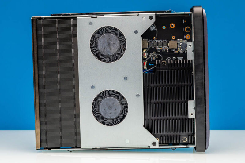 Minisforum N5 MAX 395 Inside 5