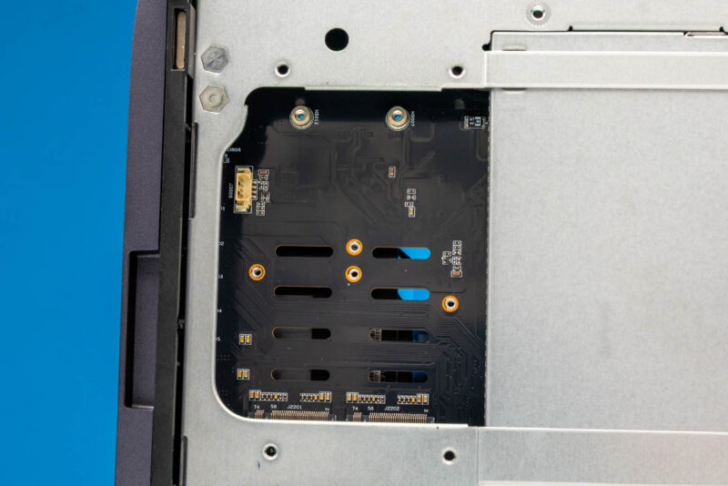 Minisforum N5 MAX 395 M.2 NVMe SSD 3
