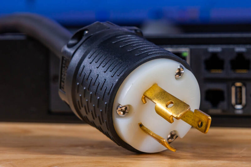 Panduit E36G18L Power Plug 1