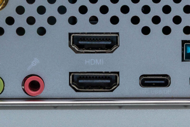 ASRock Rack AI Box-A395-HDMI 2.1 Ports 2