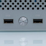 ASRock Rack AI Box-A395-Top IO 1
