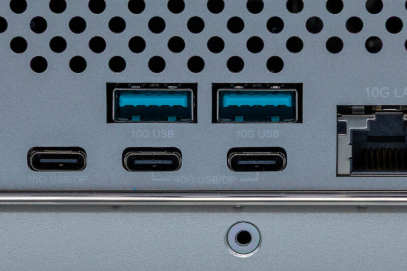 ASRock Rack AI Box-A395-USB 3.2 Gen2 Type-A Port 2