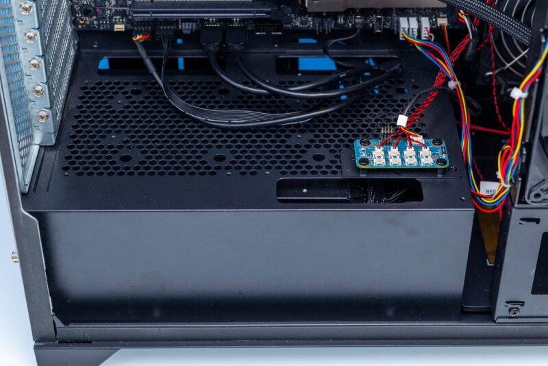 GIGABYTE W775-V10-L01-1600 W ATX Power Supply 1
