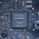 GIGABYTE W775-V10-L01-ALTERA Cyclone V Chip 1