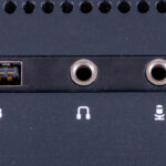 GIGABYTE W775-V10-L01-Audio + Mic Jack 1