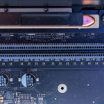 GIGABYTE W775-V10-L01-PCIe Gen5 x16 Slot 1