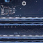 GIGABYTE W775-V10-L01-PCIe Gen5 x8 Slot 1