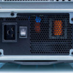 GIGABYTE W775-V10-L01-Power Conenctor + Power Switch 2