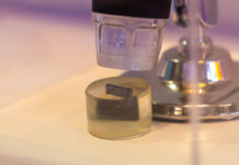 This is BiCS NAND Close Up from Kioxia and Sandisk KIOXIA-BiCS Flash Gen 10 1Tb TLC NAND 5