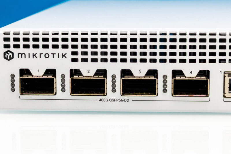 MikroTik CRS804 DDQ-400G QSFP56-DD Ports 1