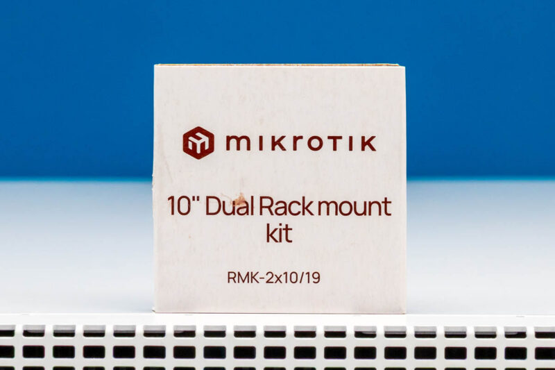 MikroTik CRS804 DDQ-Dral Rack Mount Kit 1
