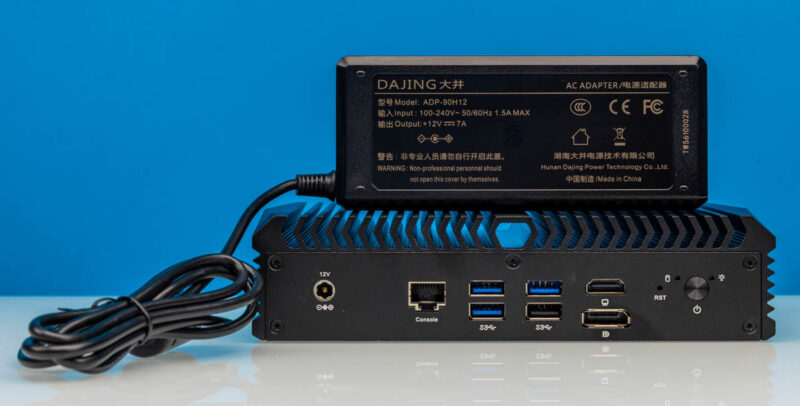 Qotom Q30952UE-External Power Supply 1