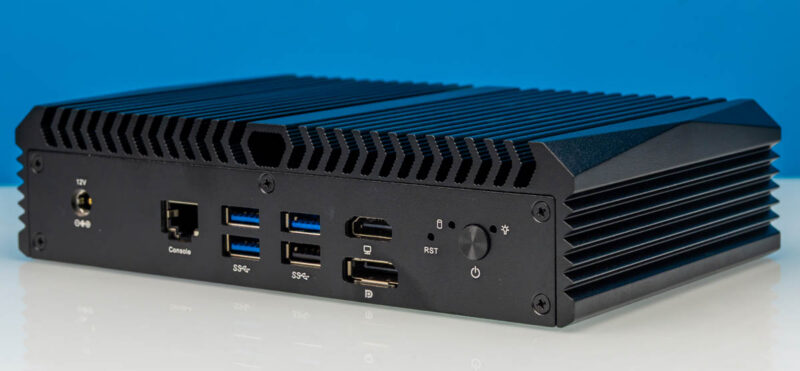 Qotom Q30952UE-Front Angled 1